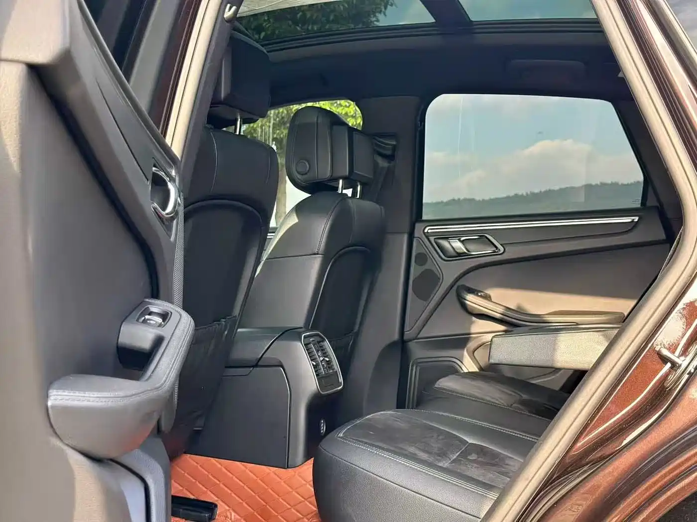 Porsche Macan 2017 Macan 2.0T фото 5