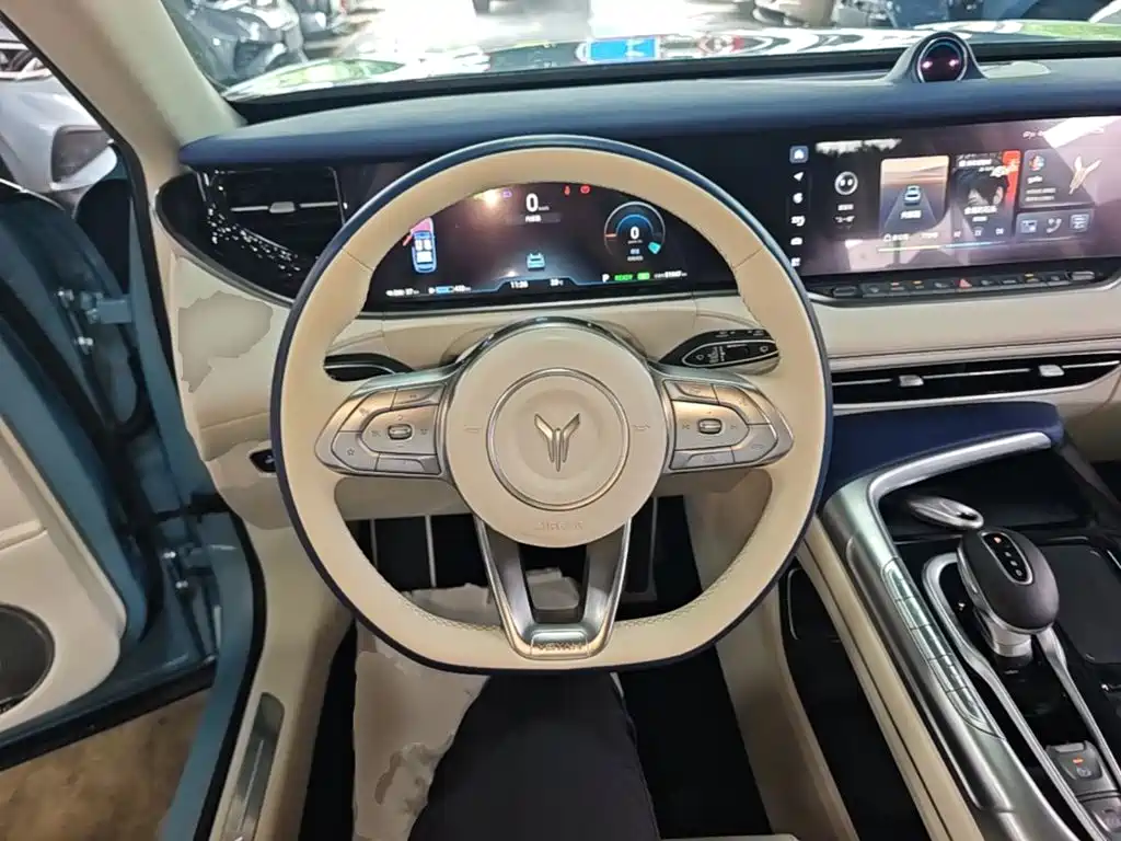 Voyah Auto VOYAH FREE 2022 2021 AWD Standard Range Extender Exclusive Luxury Package