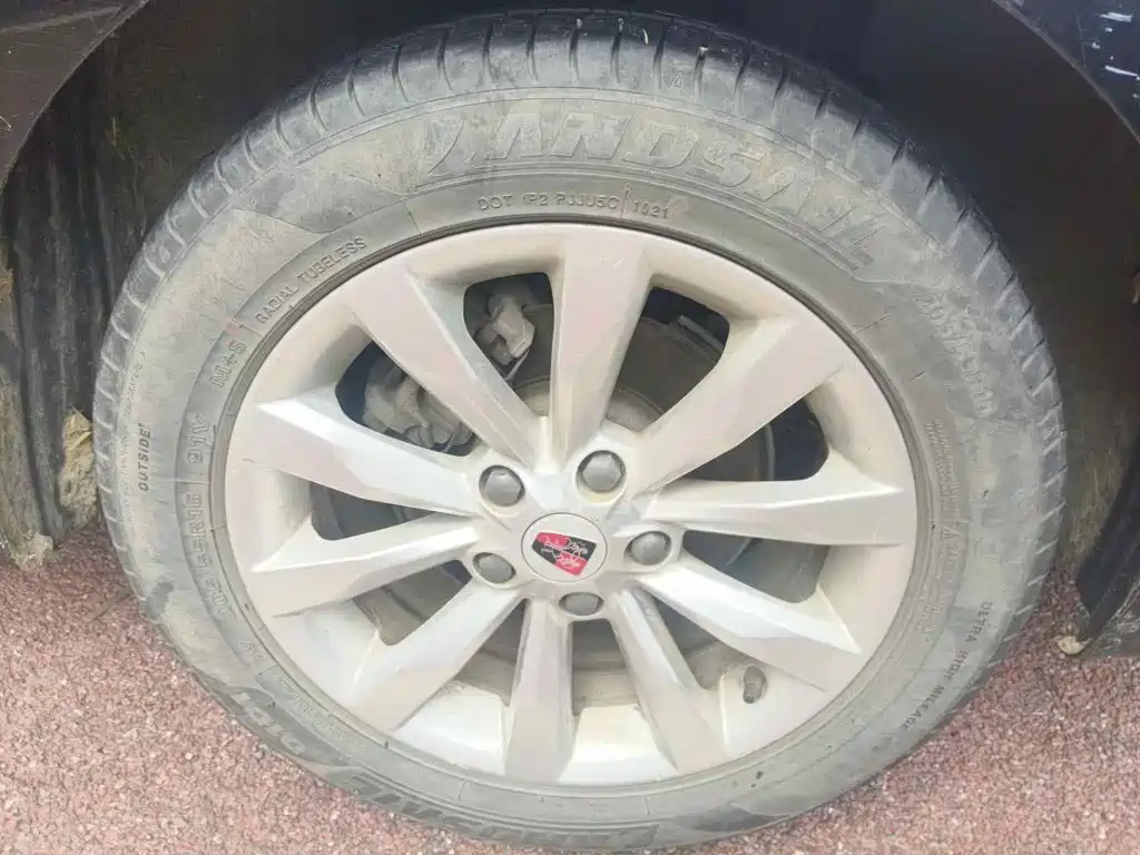 Roewe i6 New Energy 2019 2017 45T Hybrid Connected Smart Enjoyment Edition