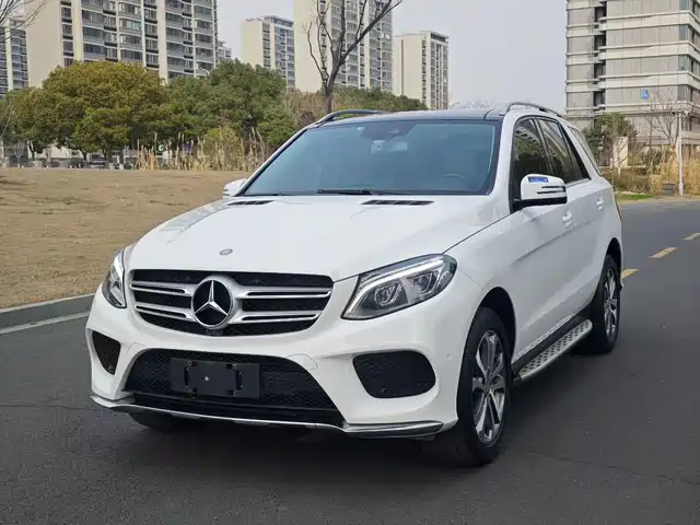 MERCEDES-BENZ GLE