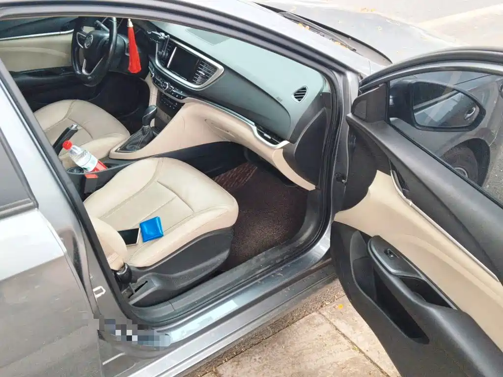Фото 19 - Buick Excelle