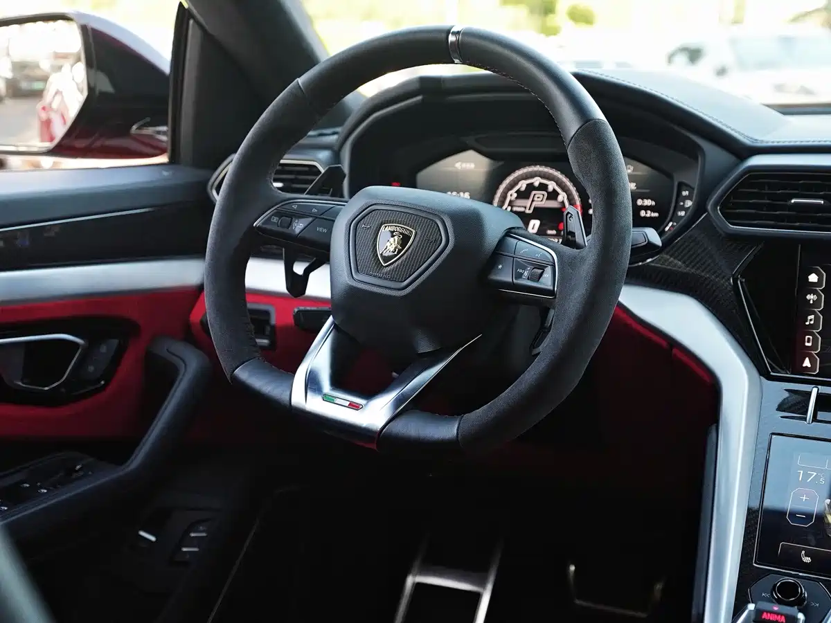 Lamborghini Urus 2021 4.0T V8 фото 19