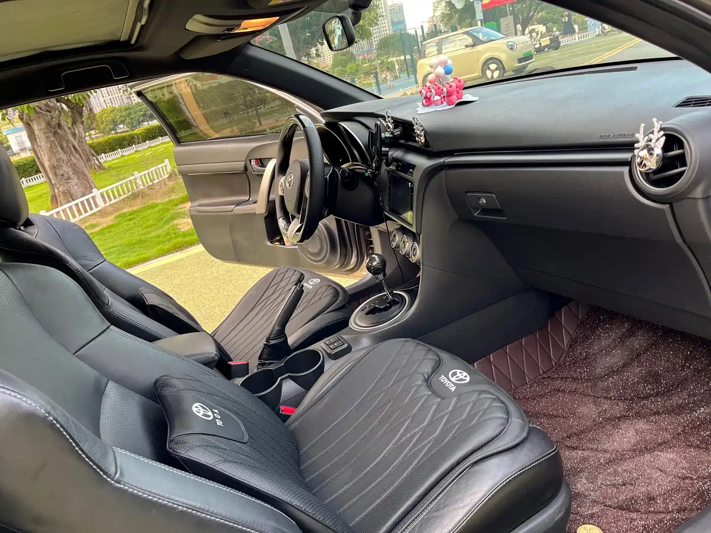 Toyota Zelos 2012 2011 2.5L Luxury Edition