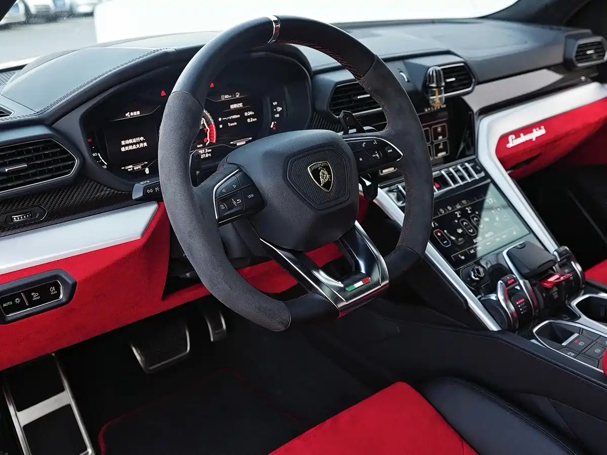 Lamborghini Urus 2021 4.0T V8 фото 9