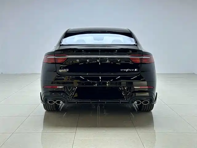 Фото 6 - Geely Preface