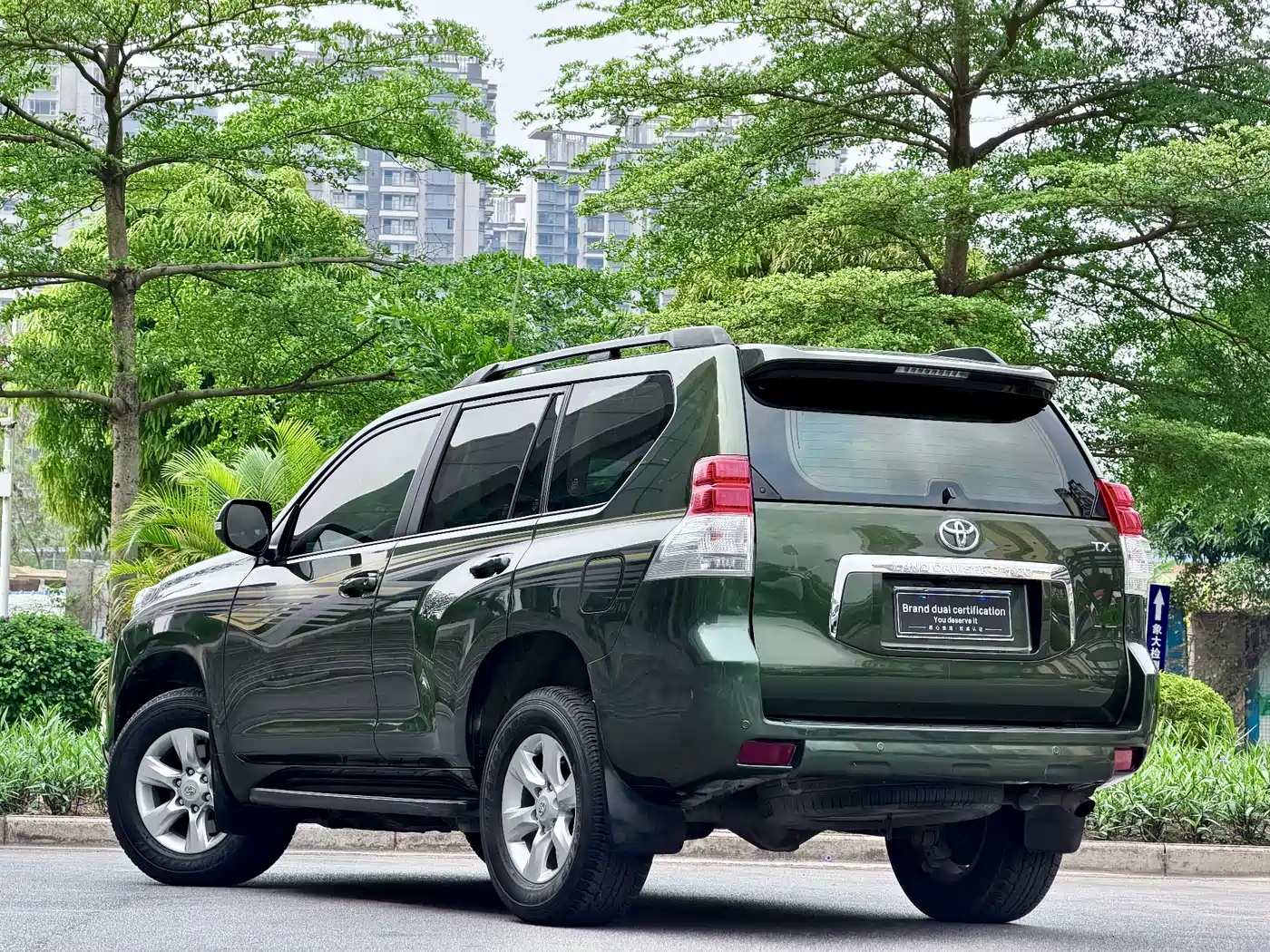 Toyota Prado (Import) 2010 2.7L Automatic Standard фото 5