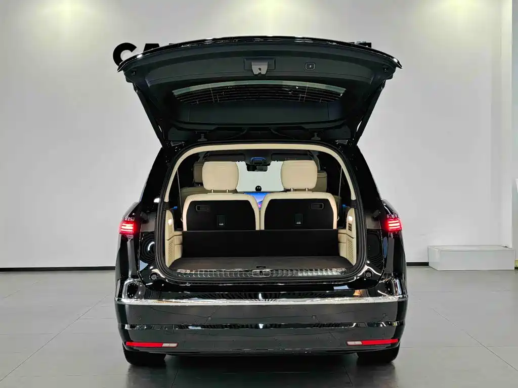 NIO ES8 2026 2025 Model 6-Seat Executive Luxury Edition