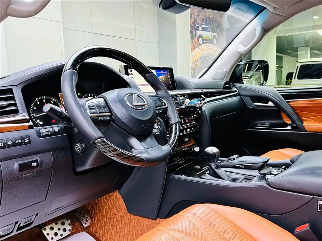 Lexus LX 2019 570 Peak Special Edition фото 8