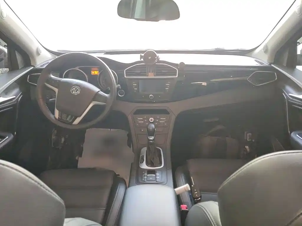 MG Roewe RX5 2015 2015 2.0TGI TST Luxury Edition