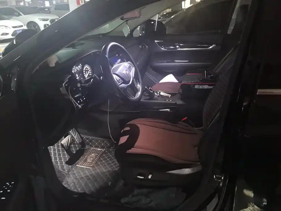 Cadillac XT5 2018 25T Luxury фото 9