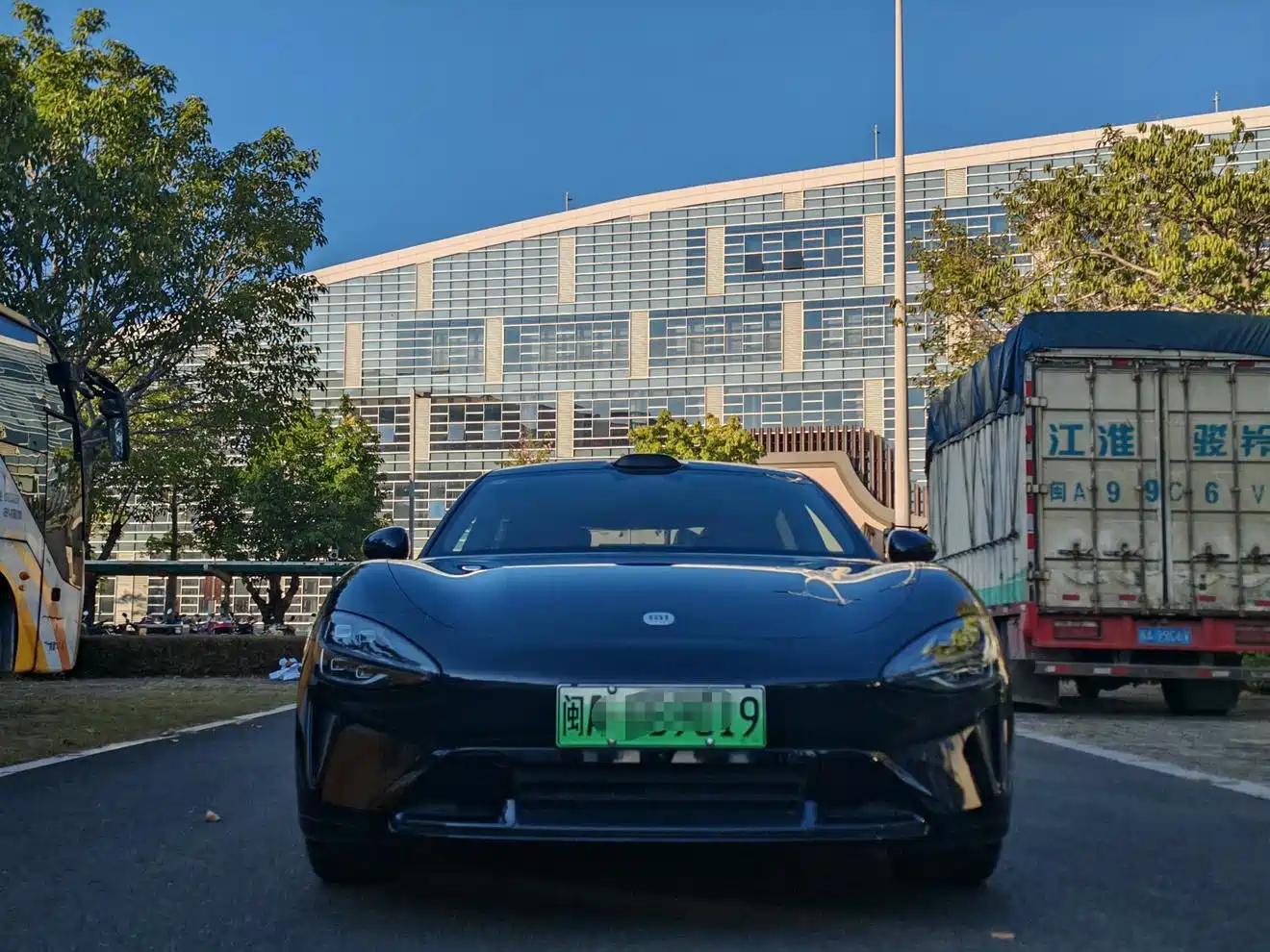 Фото 2 - Xiaomi Auto Xiaomi SU7
