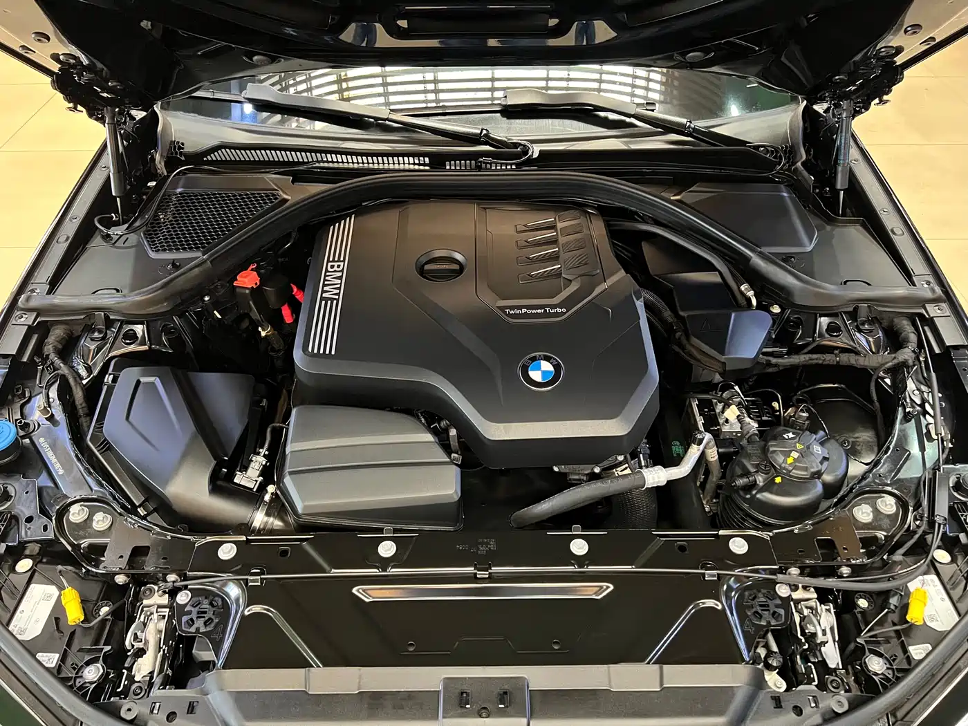 BMW 3 Series 2024 320Li M Sport Package фото 18