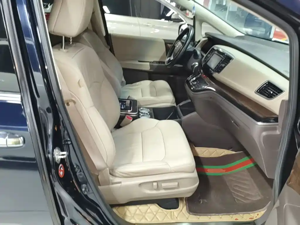 Photo 25 - Honda Odyssey
