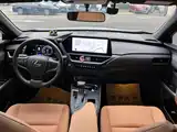 Photo 13 - Lexus UX