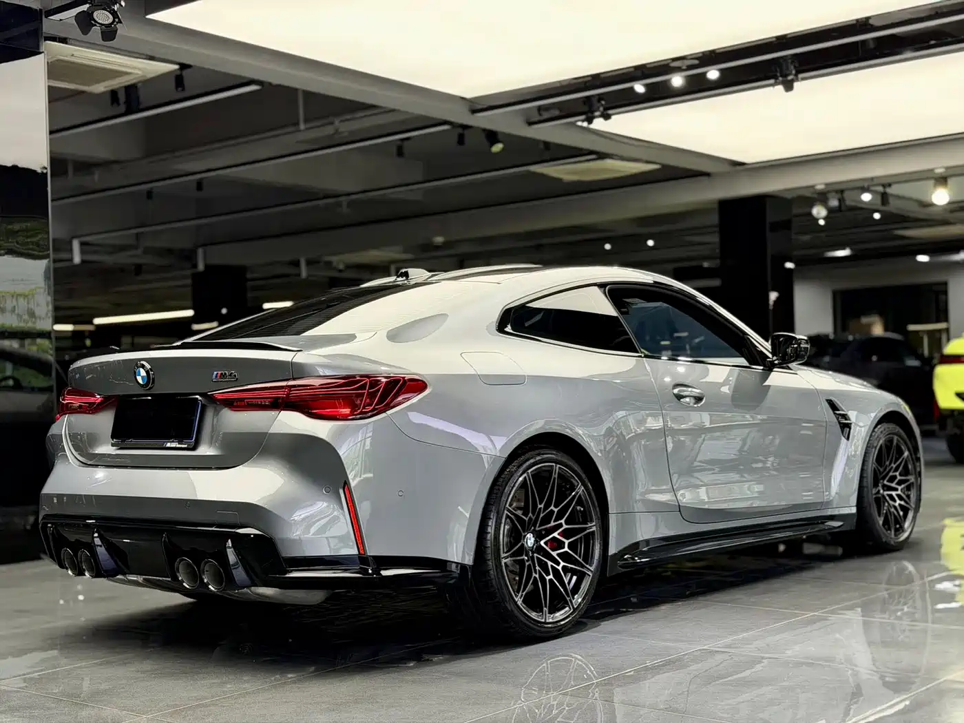BMW M4 2026 2024 BMW M4 Coupe M xDrive Competition