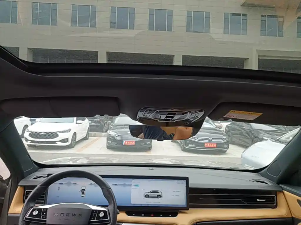 Roewe RX5 2023 2023 1.5T Luxury Sliding Screen Edition