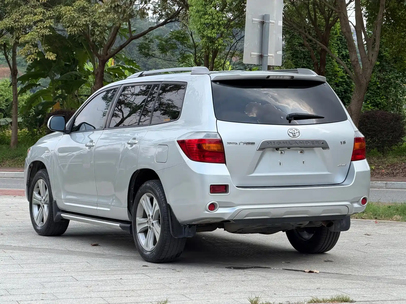 Фото 10 - Toyota Highlander