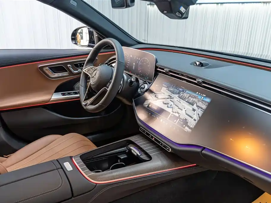 Mercedes-Benz E-Class 2025 E 300 L Luxury фото 3