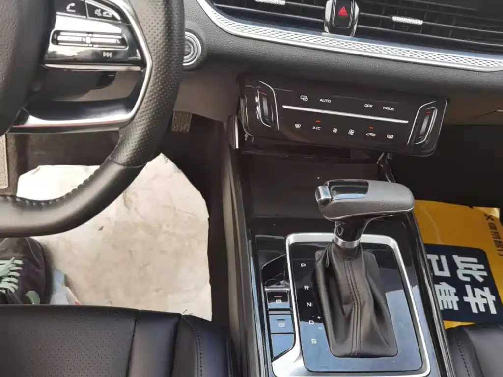Фото 9 - Besturn B70