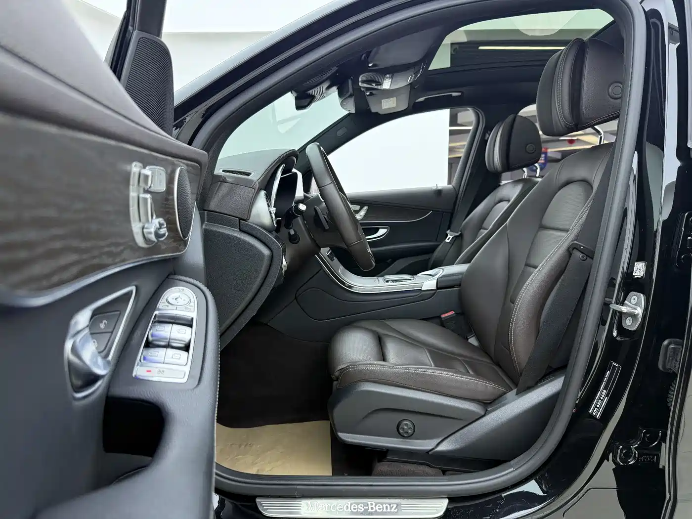 Mercedes-Benz GLC 2022 GLC 300 L 4MATIC Dynamic Collector's Edition фото 5