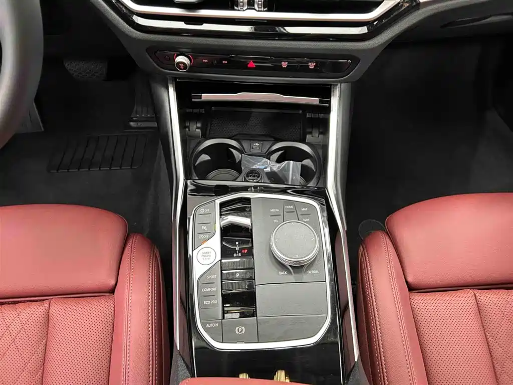 BMW 3 Series 2023 320Li M Sport Package фото 5