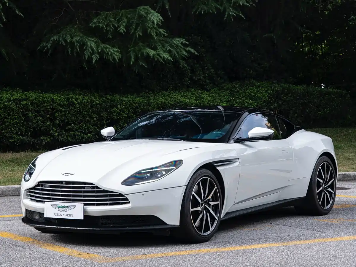 Aston Martin DB11 2021 2020 4.0T V8 Coupe