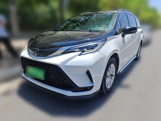 Toyota Granvia 2023 2.5L Hybrid Comfort Edition