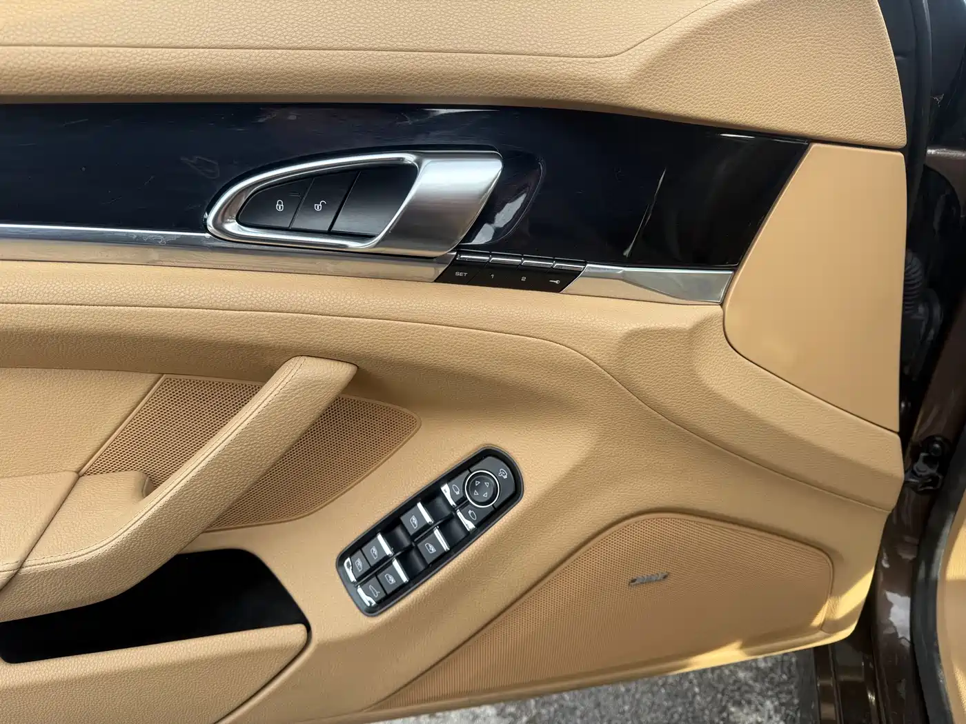 Porsche Panamera 2014 Panamera 4 3.0T фото 8