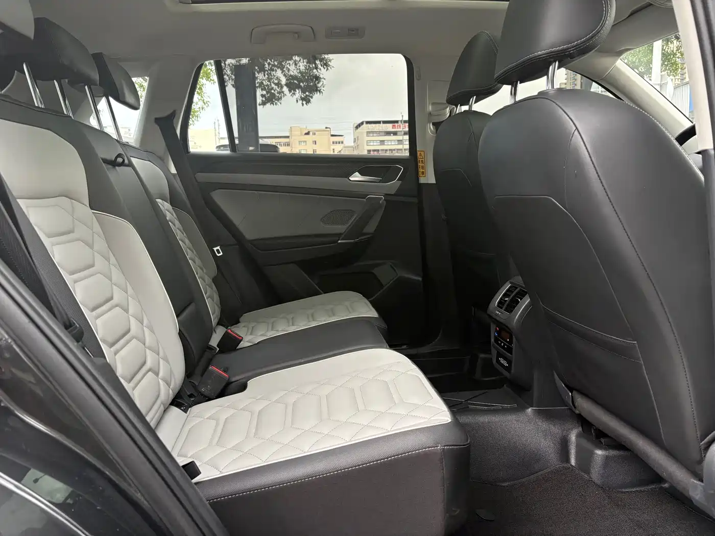 Фото 9 - Volkswagen Tayron