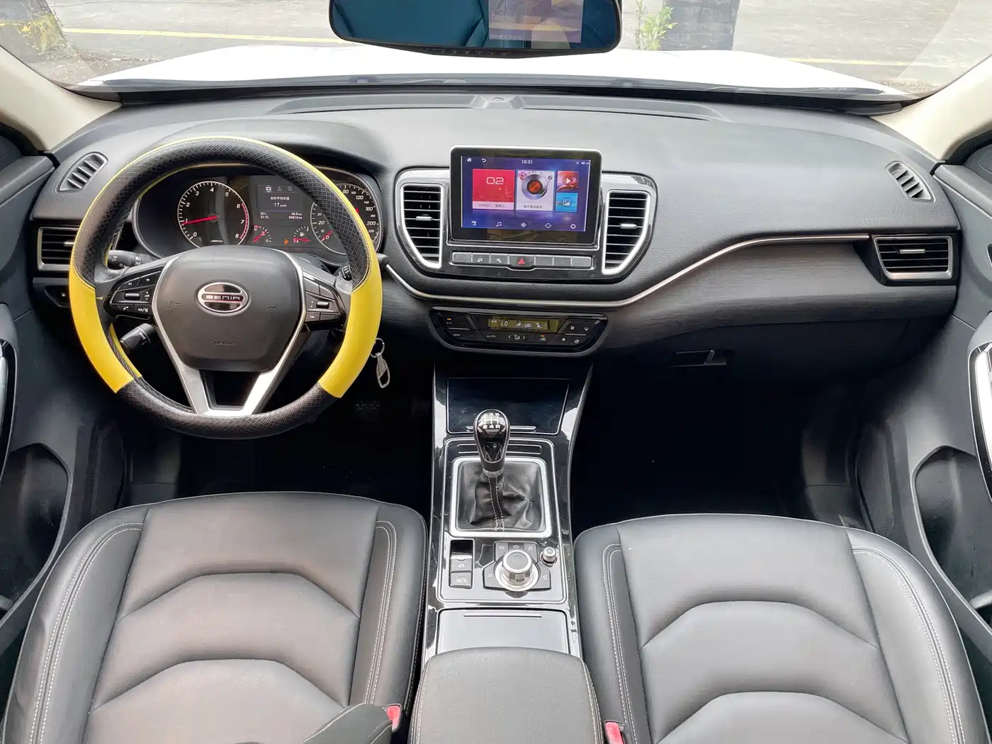 FAW Senya R9 2018 2018 Model 1.2T Manual Luxury Smart Fashion Edition