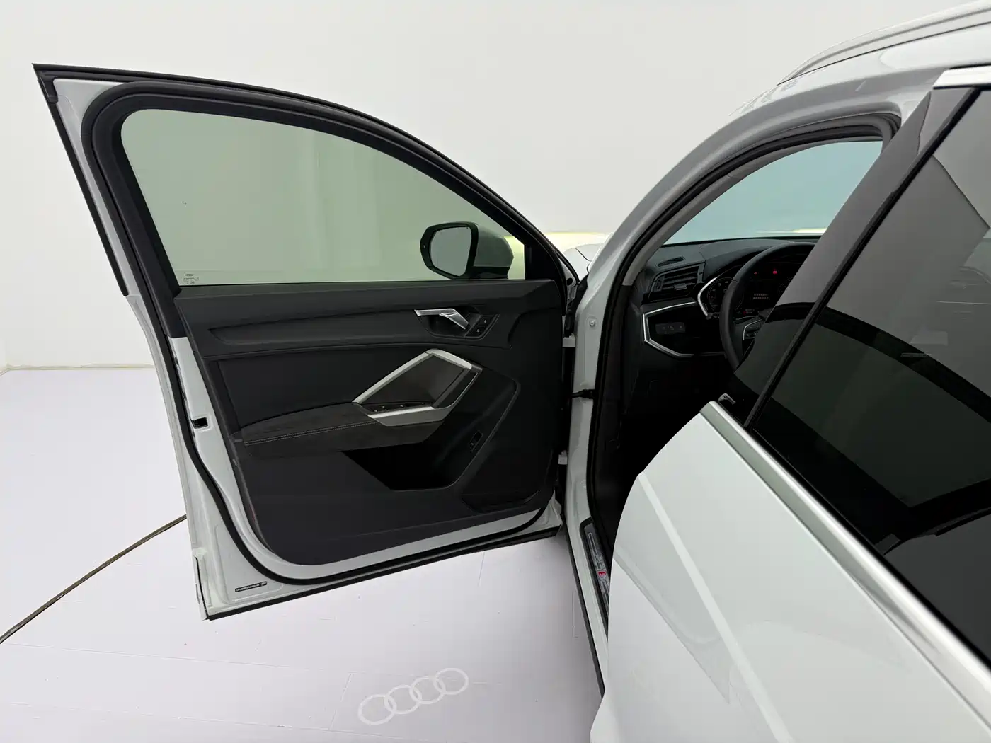 Audi Q3 2025 2023 35 TFSI Fashion Dynamic (1.4T)