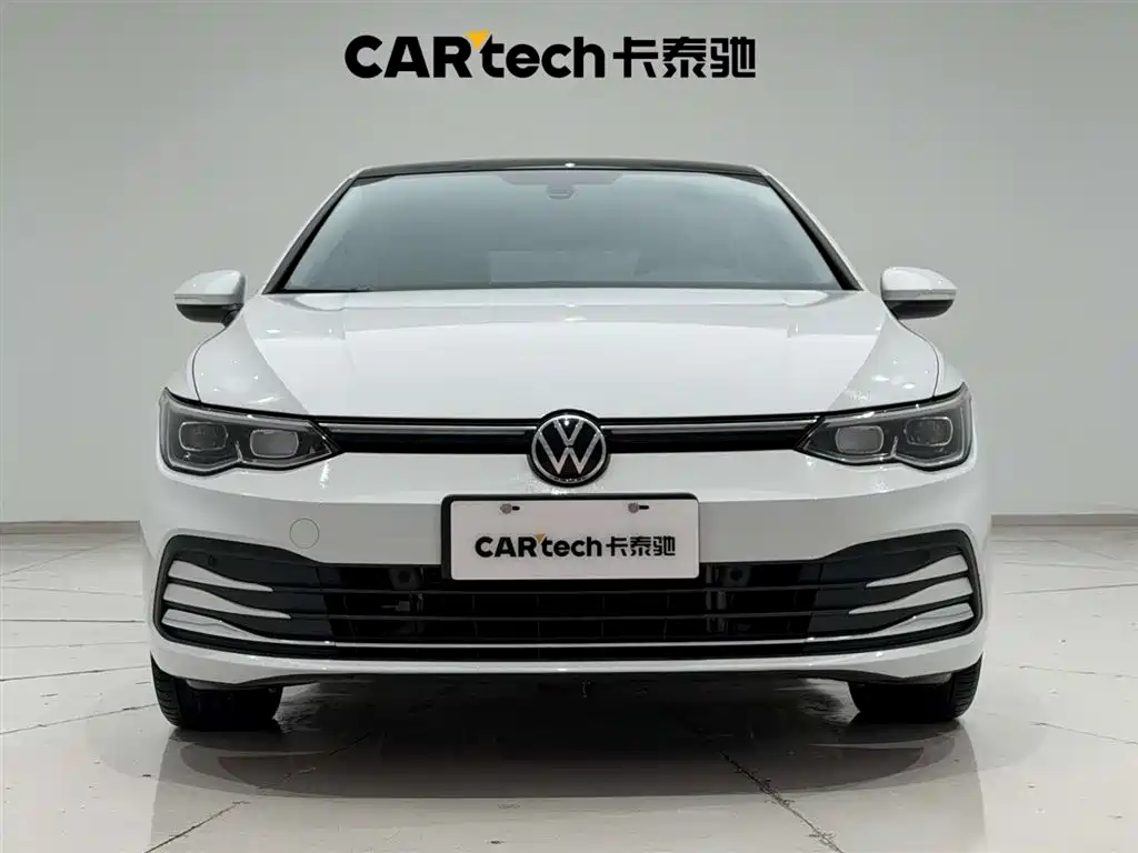 Volkswagen Golf 2023 Facelift 280TSI DSG Pro фото 3