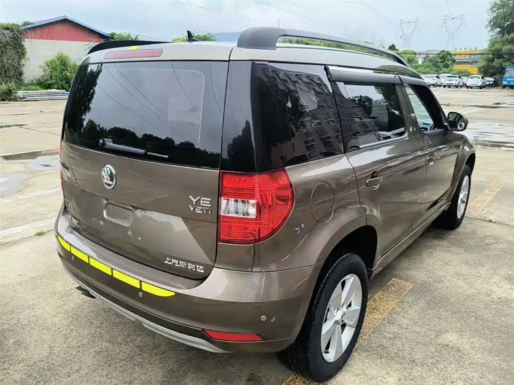 Škoda Yeti 2017 TSI280 DSG Advance фото 7