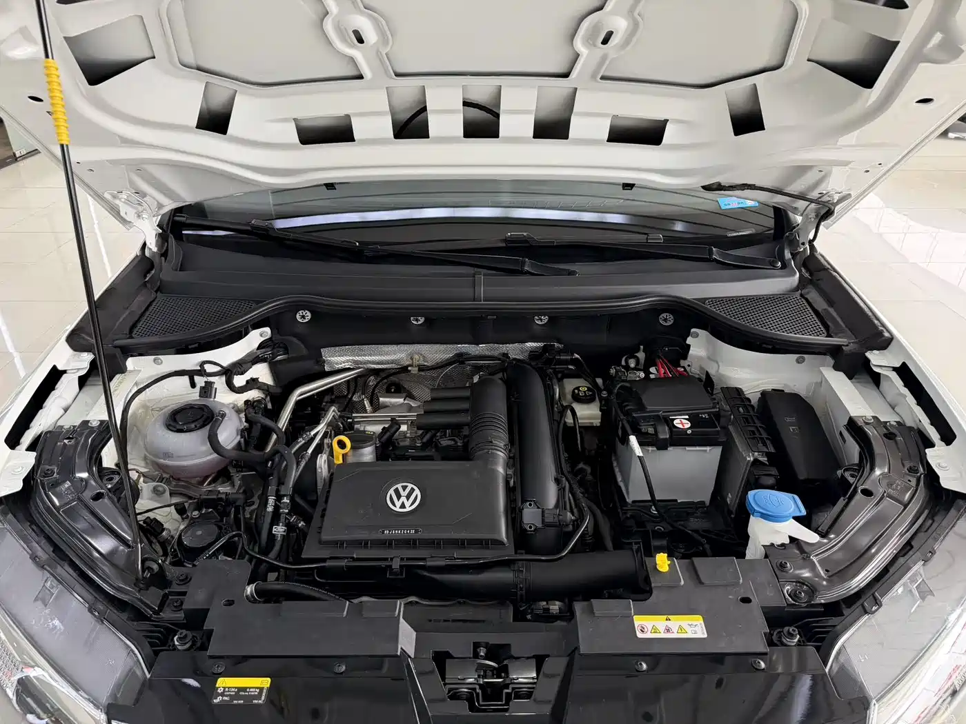 Photo 14 - Jetta VS7