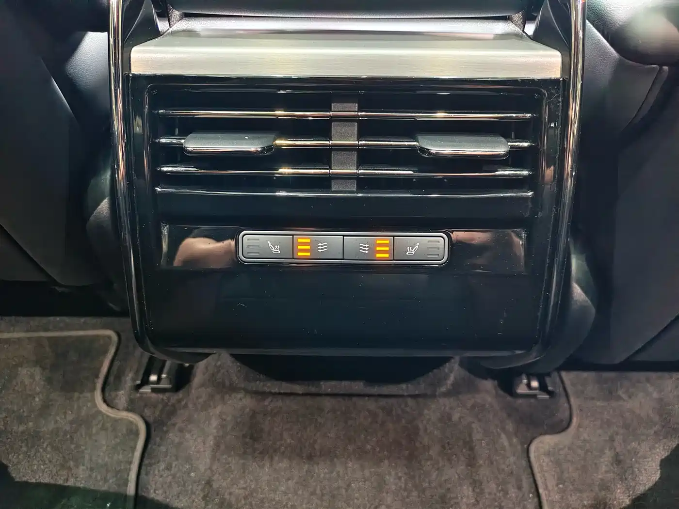 Land Rover Range Rover Sport 2025 400PS Dynamic SE фото 14