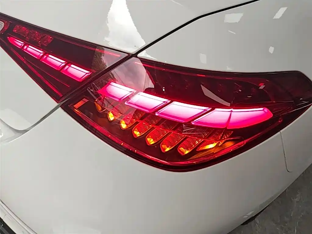 Mercedes-Benz C-Class 2024 Facelift III C 260 L Sport фото 8