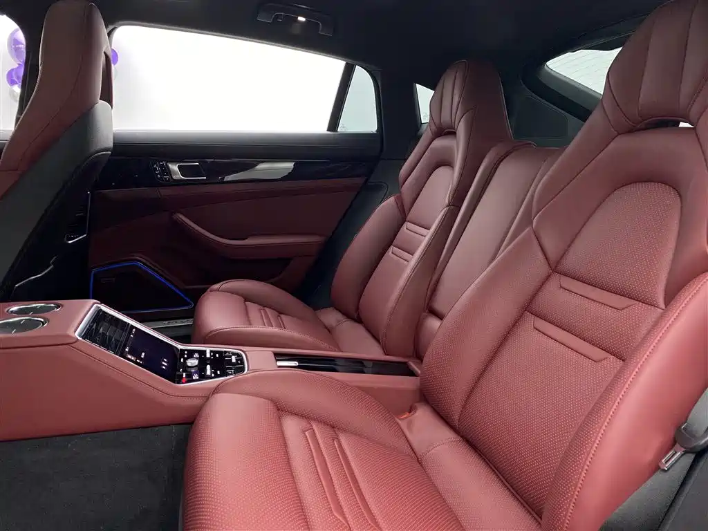 Porsche Panamera 2019 Panamera 4 Executive Long Wheelbase 2.9T фото 6