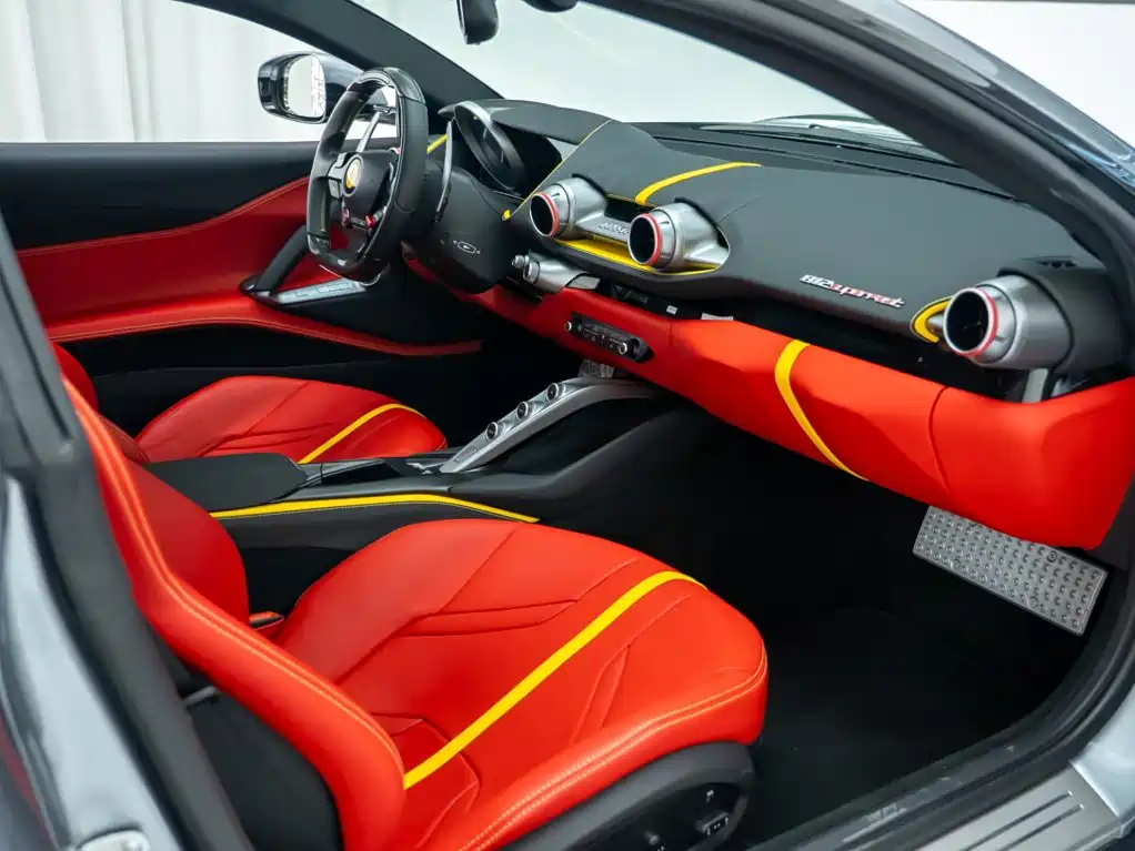 Ferrari 812 2019 2017 6.5L Superfast
