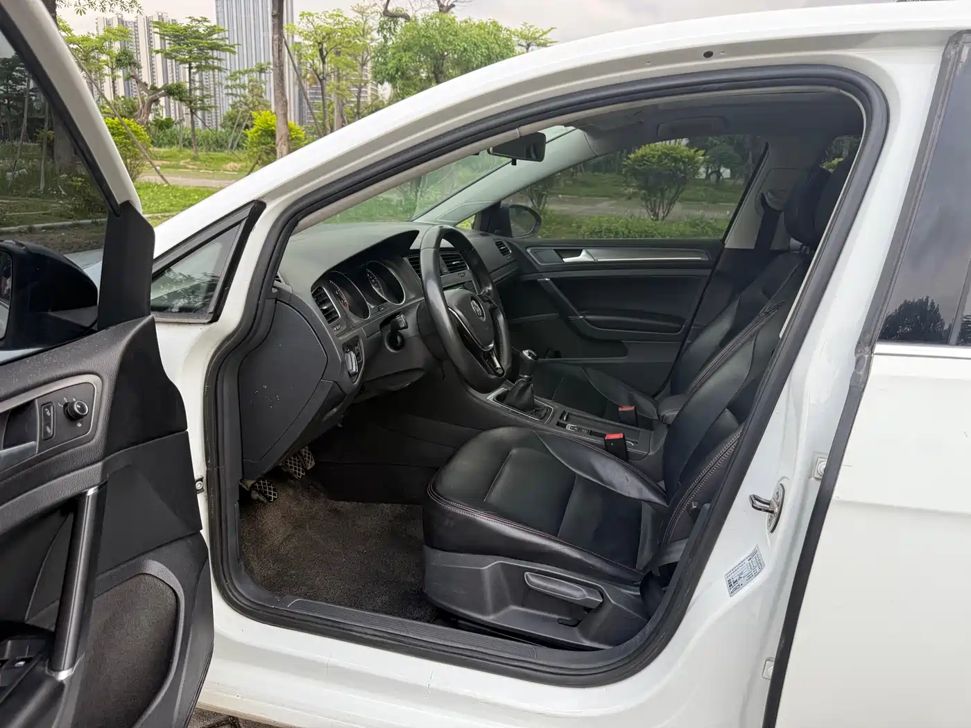 Volkswagen Golf 2015 1.4TSI Manual Comfort фото 10