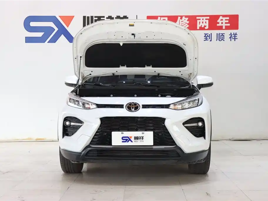 Toyota Wildlander 2022 2.0L CVT FWD Luxury Edition фото 19