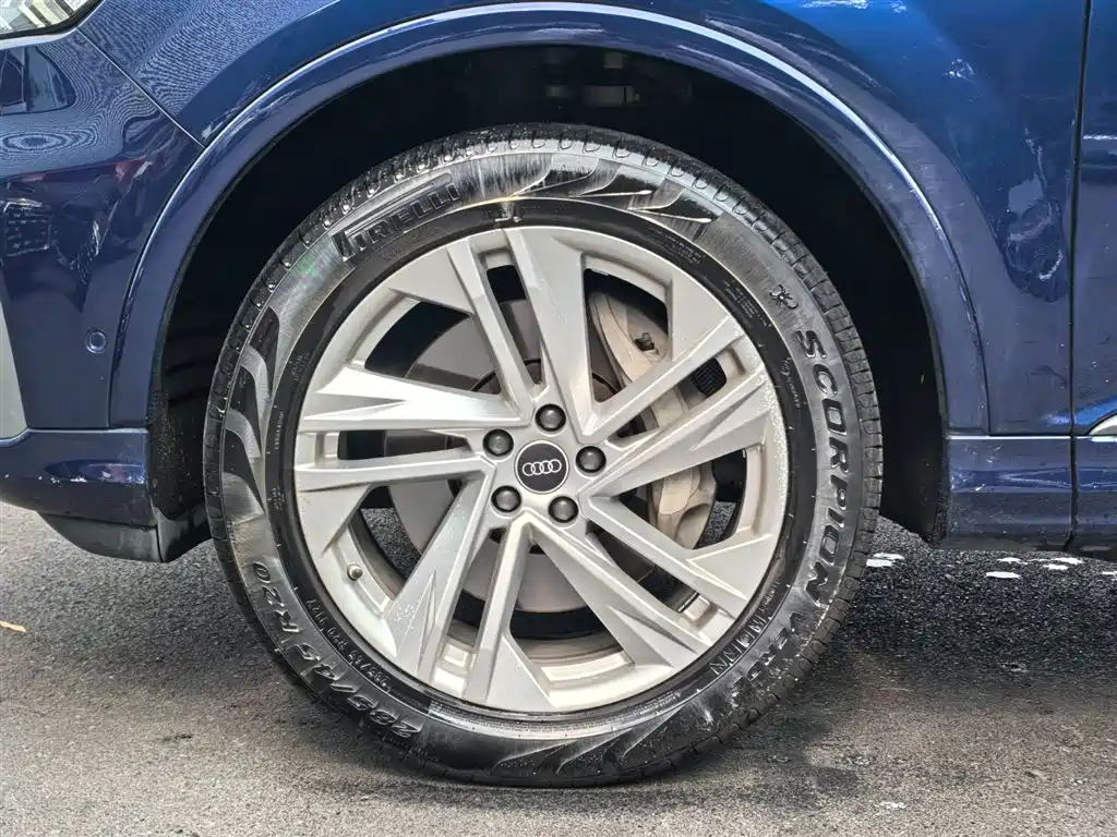 Audi Q7 2021 45 TFSI quattro S line Luxury фото 23