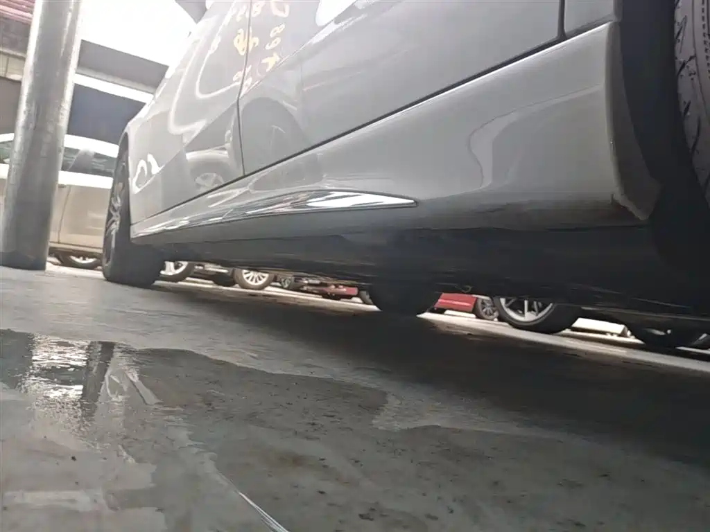 Фото 22 - Mercedes-Benz C-Class