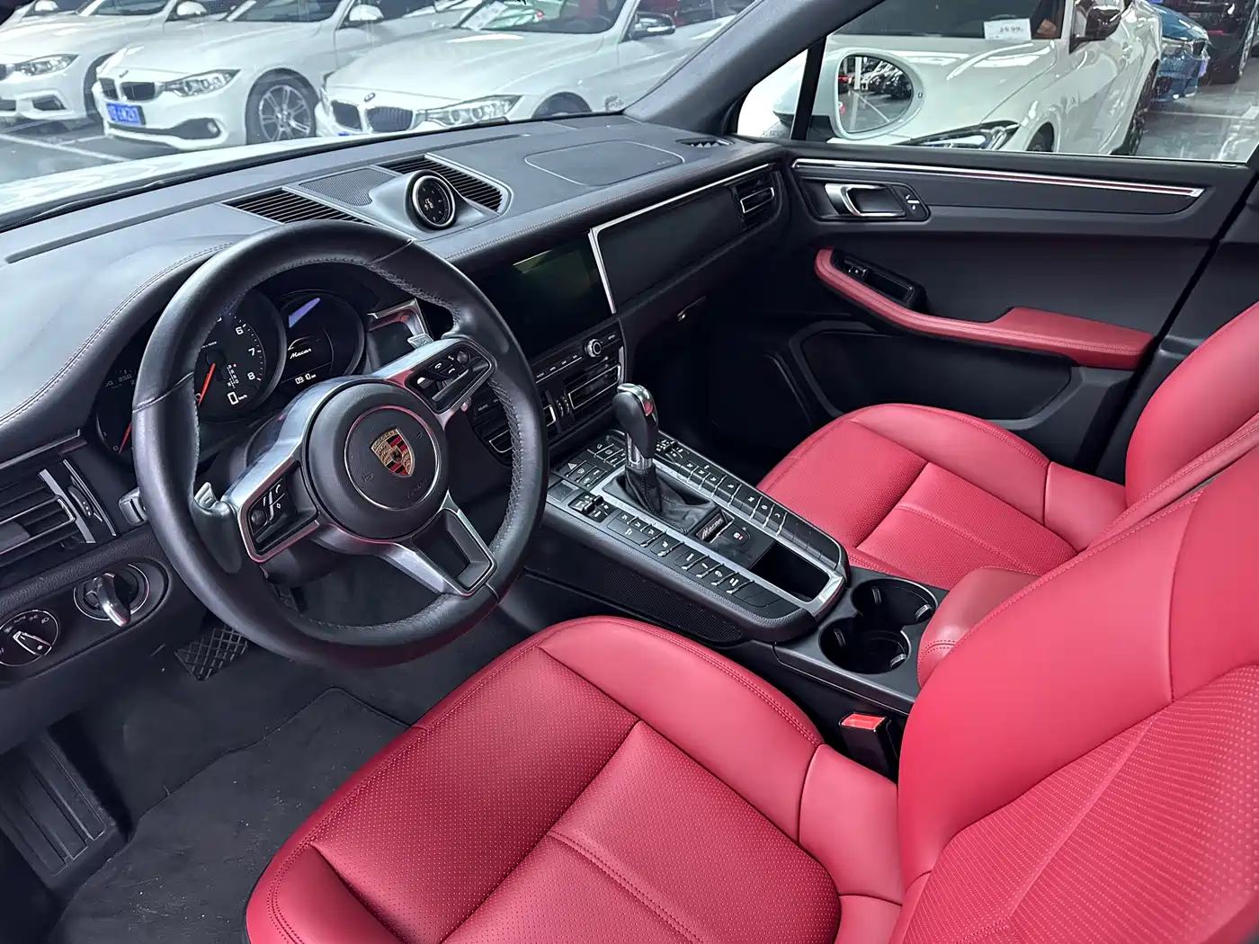 Porsche Macan 2018 Macan 2.0T фото 5