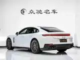 Photo 12 - Porsche Panamera