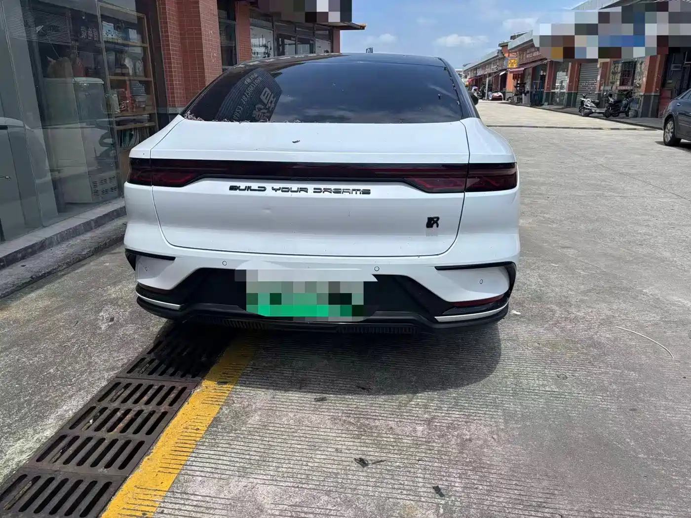 BYD Han 2022 DM-i 121KM Premium фото 8