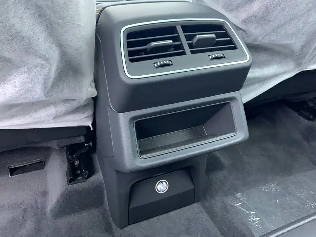 Audi e-tron 2026 2021 50 quattro Luxury