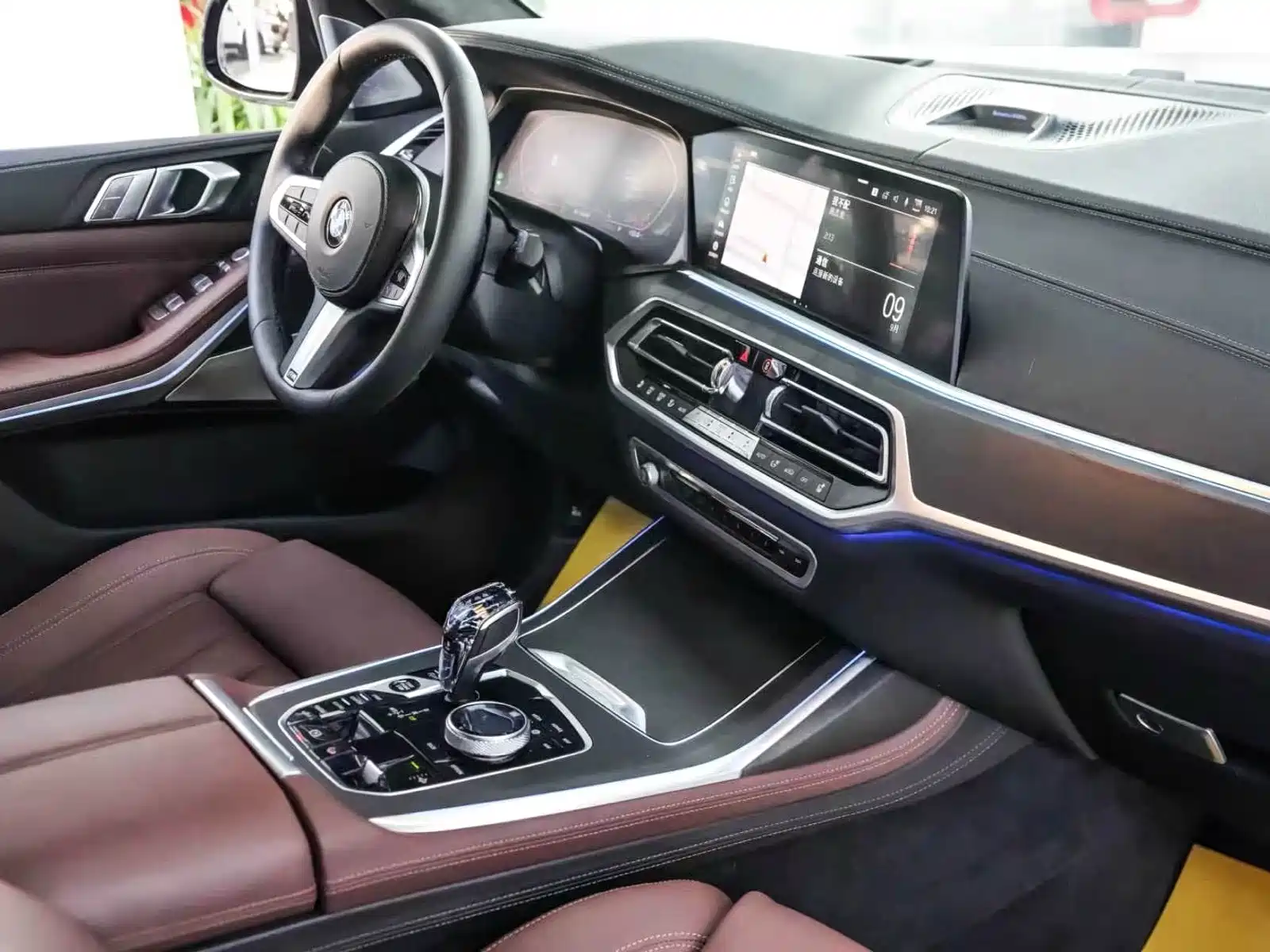 Фото 8 - BMW X7