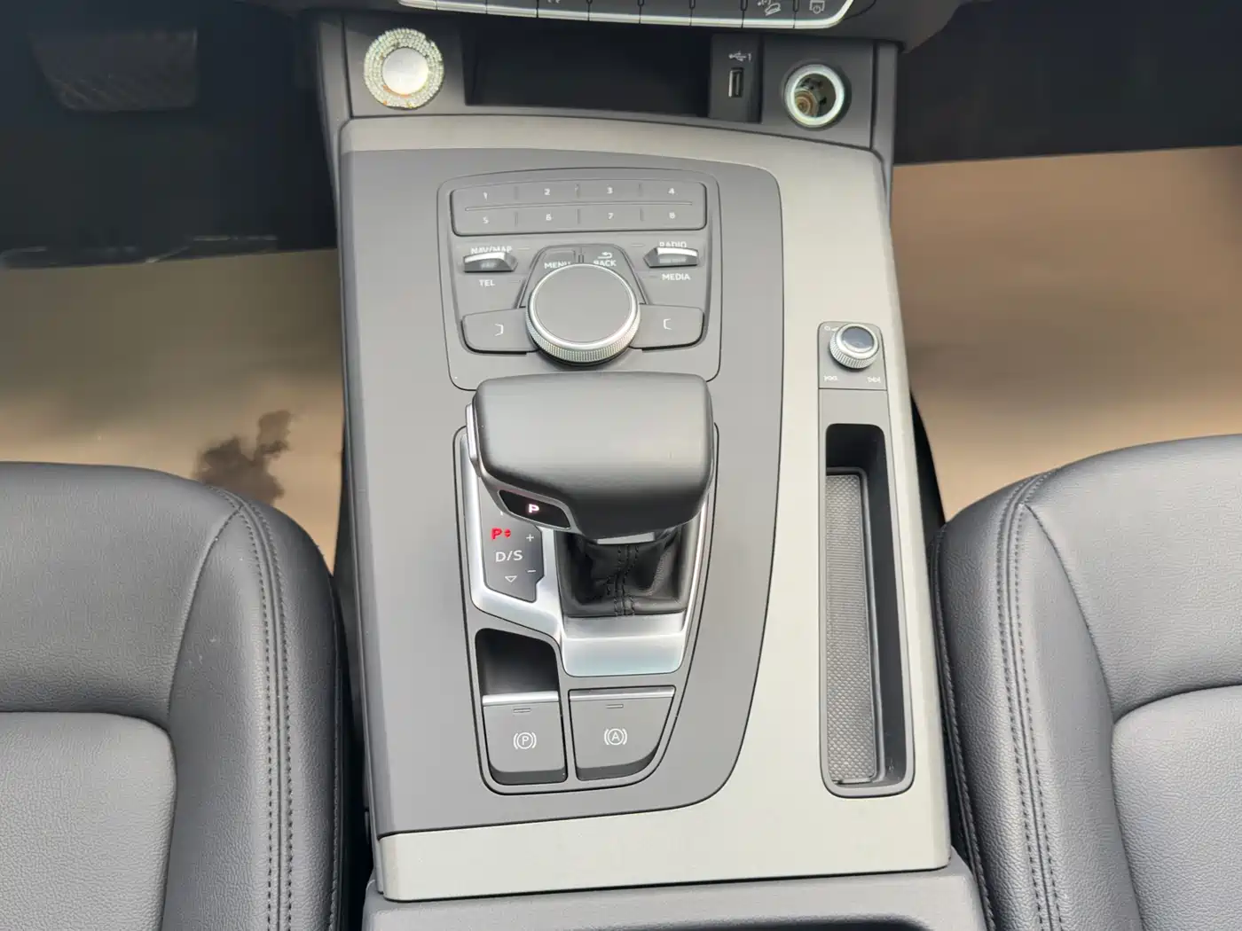 Audi Q5L 2018 40 TFSI Premium Progressive China VI фото 16