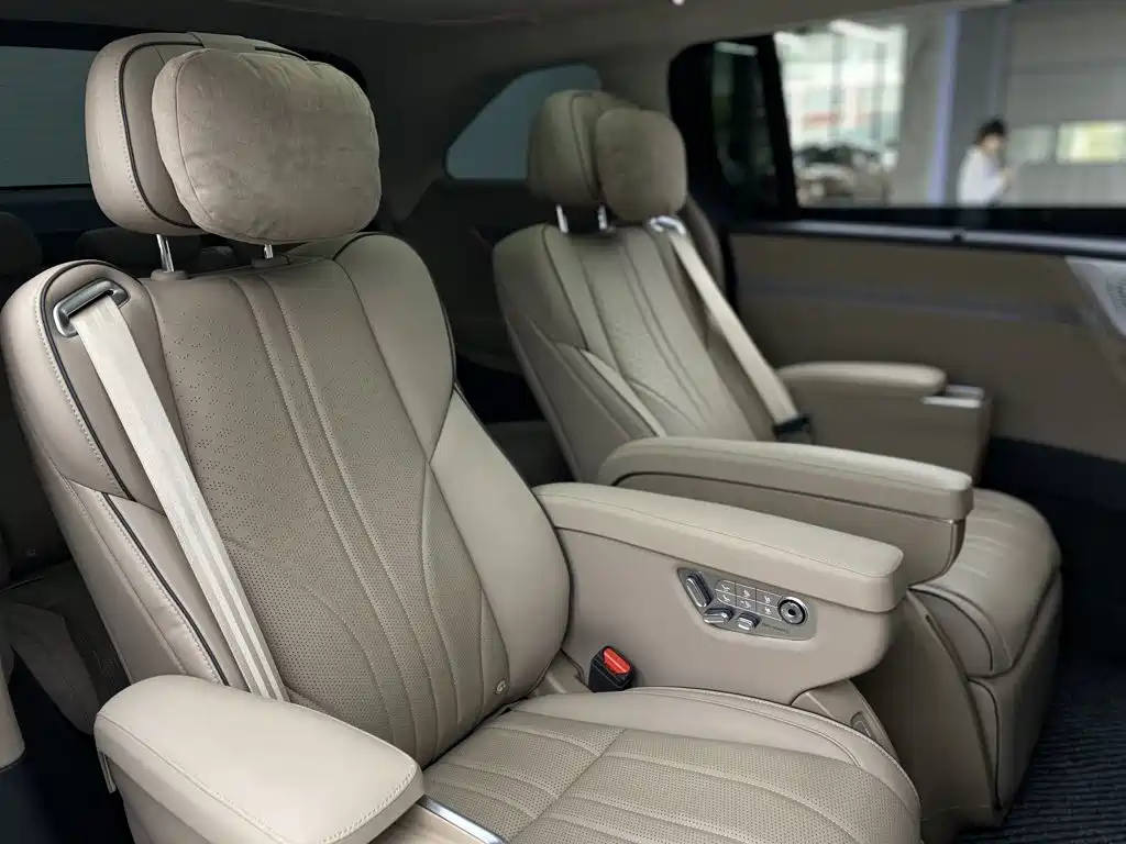 XPeng X9 2026 2025 Extended Range Edition