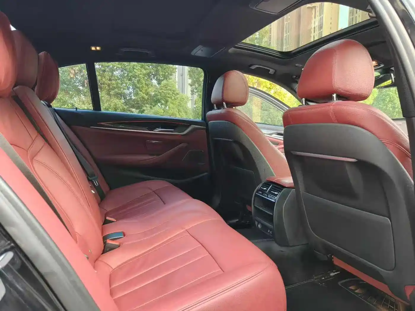 BMW 5 Series 2019 530Li Leading M Sport Package фото 7